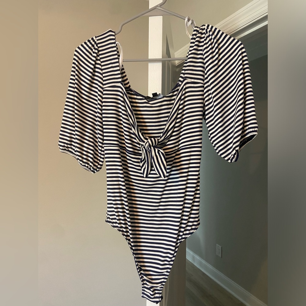 NWT Lulu’s Tie Fidelity Navy Blue and White Striped
Tie-Front Bodysuit - Picture 9 of 10